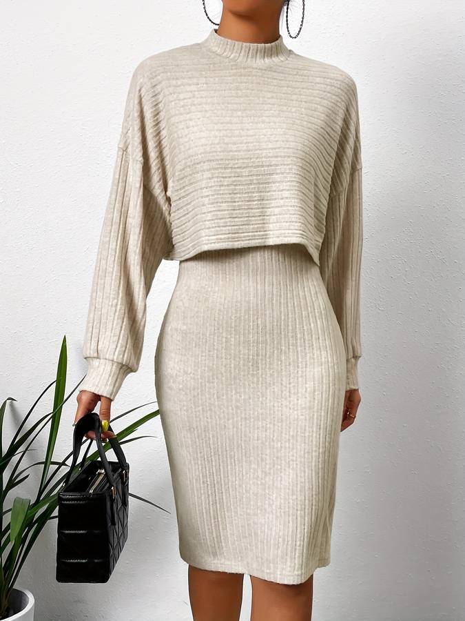 Trendy rok en comfortabele trui tweedelige set